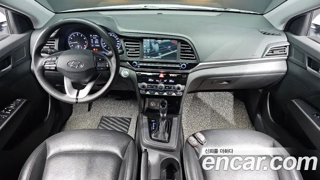Hyundai AVANTE 2019 — фото 7