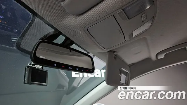 Hyundai AVANTE 2019 — фото 18