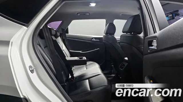 Hyundai Tucson 2016 — фото 12