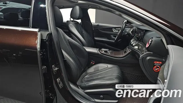 Mercedes-Benz CLS-Class 2019 — фото 10
