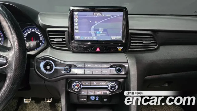 Hyundai Veloster 2019 — фото 14