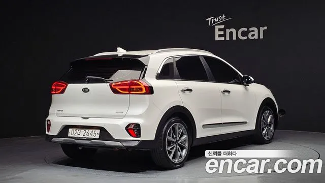 Kia Niro 2020 — фото 2