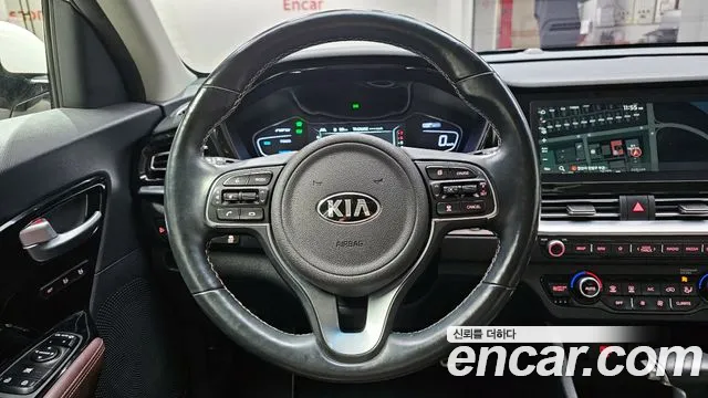 Kia Niro 2020 — фото 13