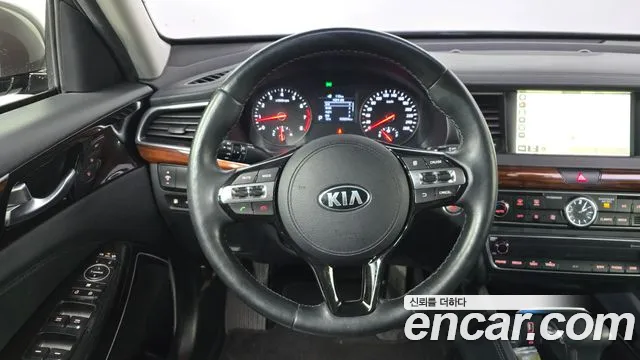 Kia K7 2016 — фото 18