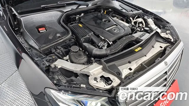 Mercedes-Benz E-Class 2018 — фото 6