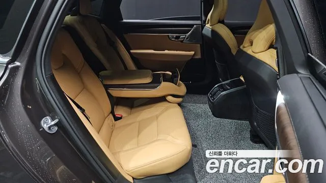Volvo S90 2023 — фото 17