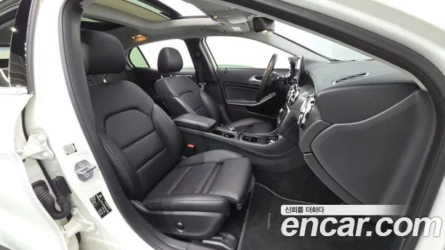 Mercedes-Benz GLA-Class 2019 — фото 17
