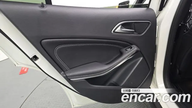 Mercedes-Benz GLA-Class 2019 — фото 15