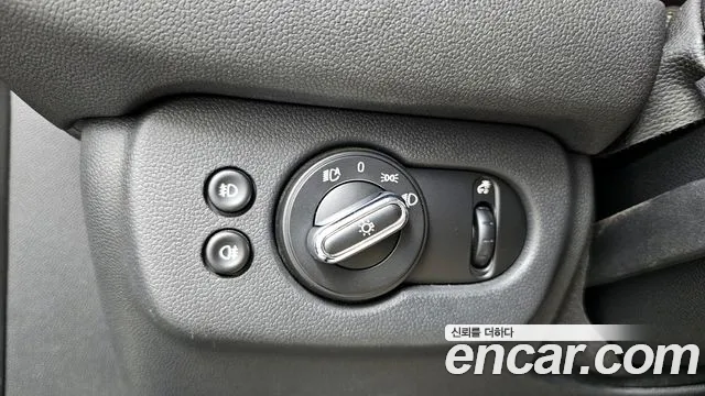 Mini Clubman 2018 — фото 16