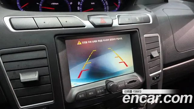 KG_Mobility_Ssangyong KORANDO 2017 — фото 14