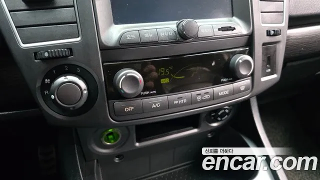 KG_Mobility_Ssangyong KORANDO 2017 — фото 16