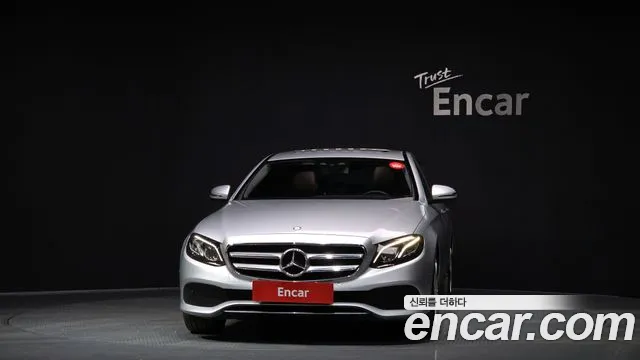 Mercedes-Benz E-Class 2017 — фото 3