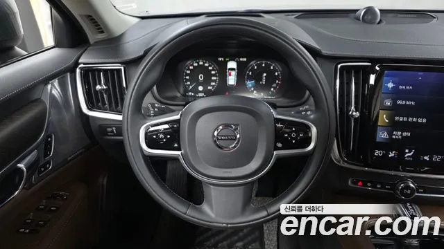 Volvo V90 2019 — фото 13