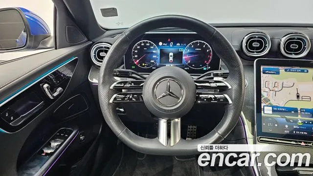 Mercedes-Benz C-Class 2023 — фото 13