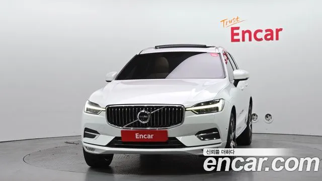 Volvo XC60 2019 — фото 3