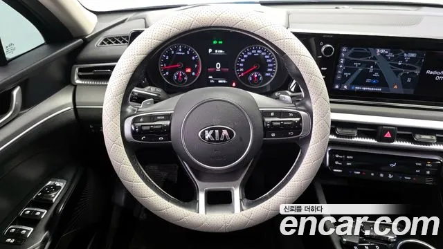 Kia K5 2020 — фото 13