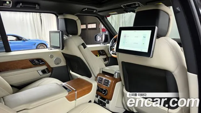 Land Rover Range Rover 2018 — фото 17