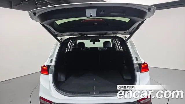 Hyundai Santafe 2020 — фото 20