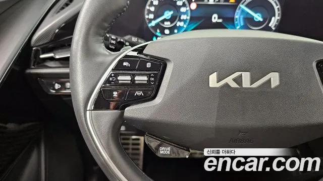 Kia Niro 2024 — фото 20