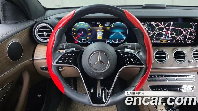 Mercedes-Benz E-Class 2021 — фото 19