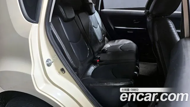 Kia Soul 2011 — фото 12