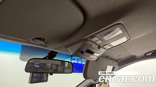 Hyundai Starex 2019 — фото 19