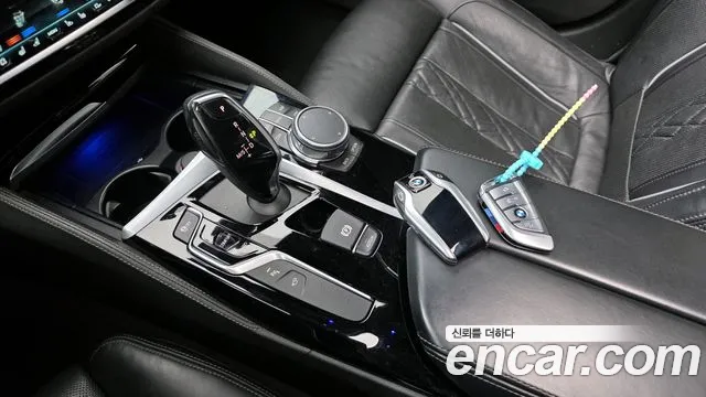 BMW 5-Series 2019 — фото 11