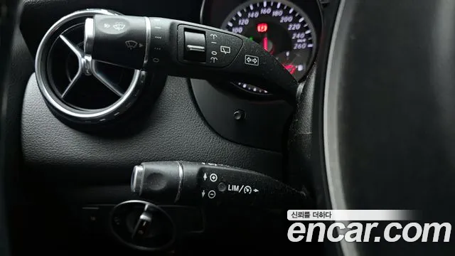 Mercedes-Benz GLA-Class 2016 — фото 17