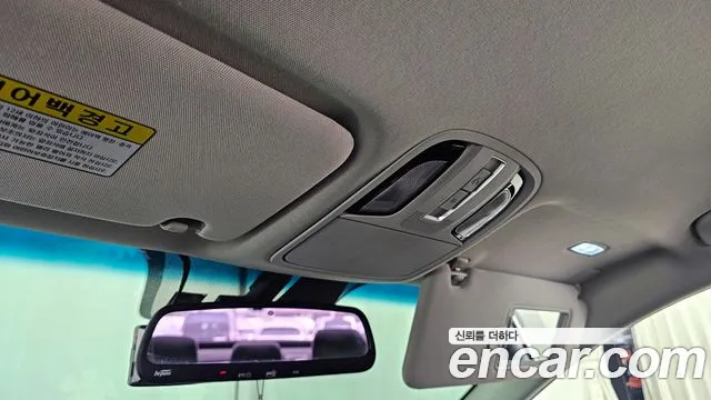Kia K7 2019 — фото 17