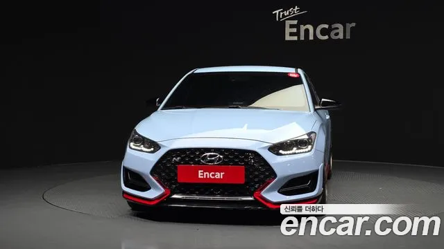 Hyundai Veloster 2021 — фото 3