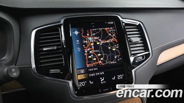 Volvo XC90 2020 — фото 14