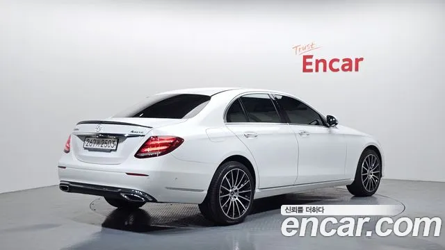 Mercedes-Benz E-Class 2020 — фото 2