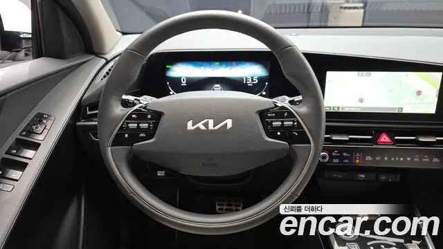 Kia Niro 2022 — фото 13