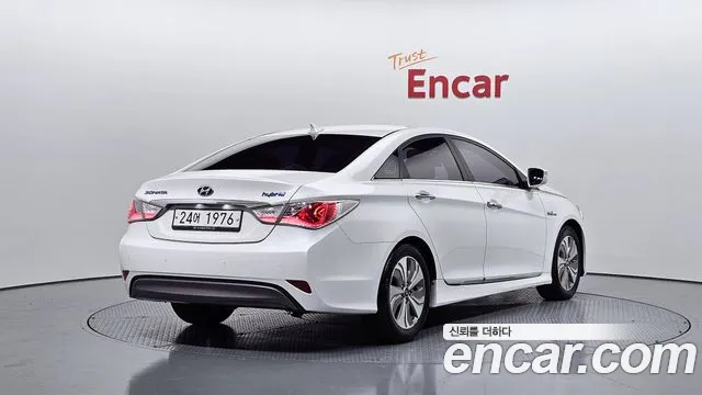 Hyundai Sonata 2014 — фото 2