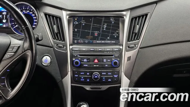 Hyundai Sonata 2014 — фото 14
