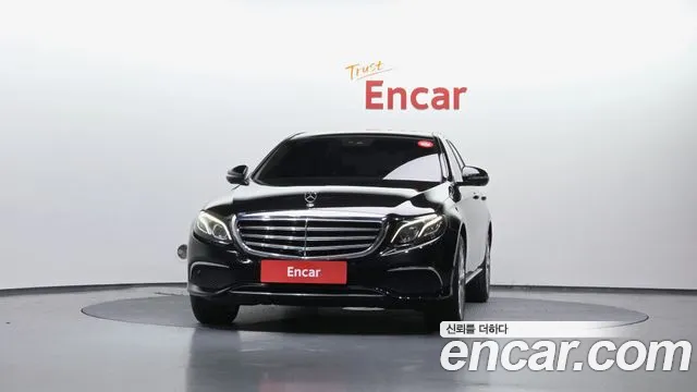 Mercedes-Benz E-Class 2017 — фото 3