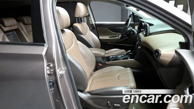 Hyundai Santafe 2019 — фото 11