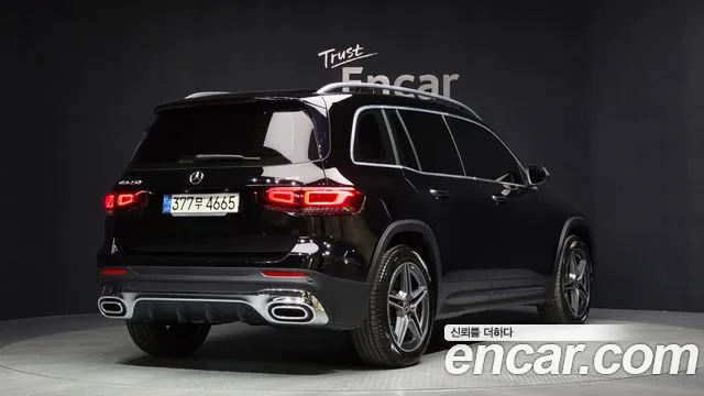 Mercedes-Benz GLB-Class 2022 — фото 2