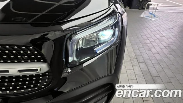 Mercedes-Benz GLB-Class 2022 — фото 8