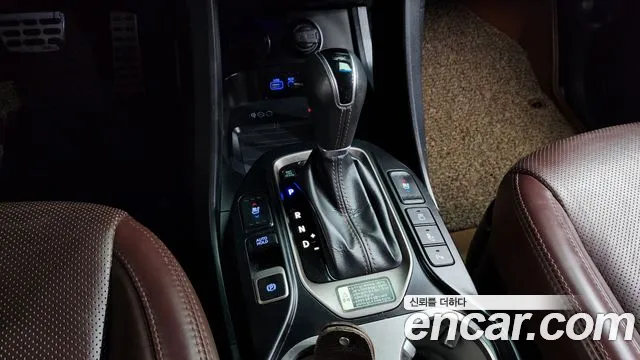 Hyundai Maxcruz 2017 — фото 12