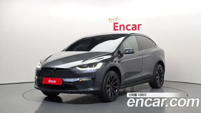 Tesla Model X 2023 — фото 1