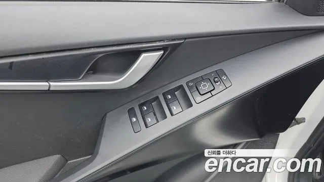 Kia Niro 2022 — фото 14