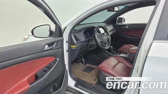 Hyundai Tucson 2018 — фото 10