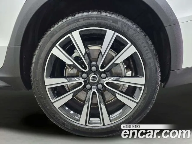 Volvo V60 2023 — фото 5