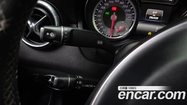 Mercedes-Benz CLA-Class 2015 — фото 17