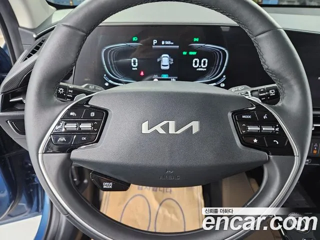 Kia Niro 2024 — фото 12
