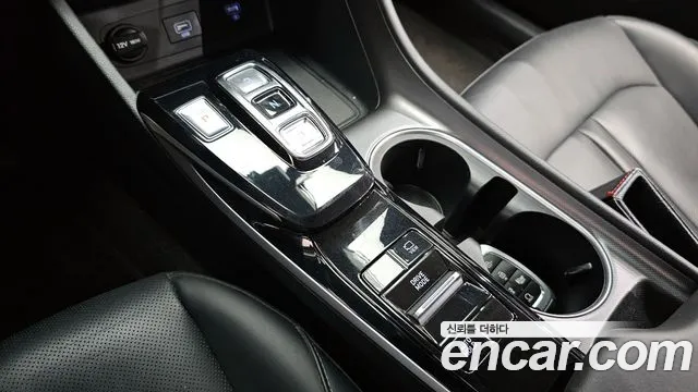 Hyundai Sonata 2021 — фото 9
