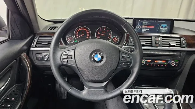 BMW 3-Series 2015 — фото 12