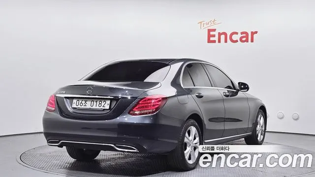 Mercedes-Benz C-Class 2016 — фото 2