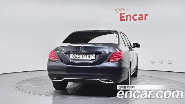 Mercedes-Benz C-Class 2016 — фото 4